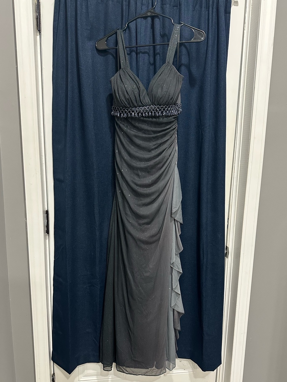 Elegant Black Evening Gown with Beaded Waist
